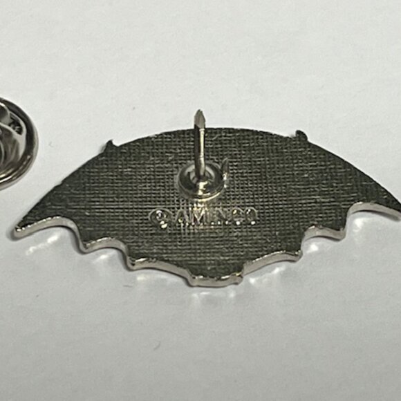 VTG Black White Enforcer Skull Bat Wings Lapel Jacket Hat Pin Collectible - Picture 6 of 9